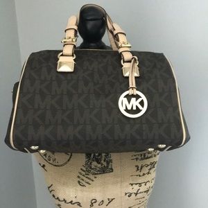 MK med satchel